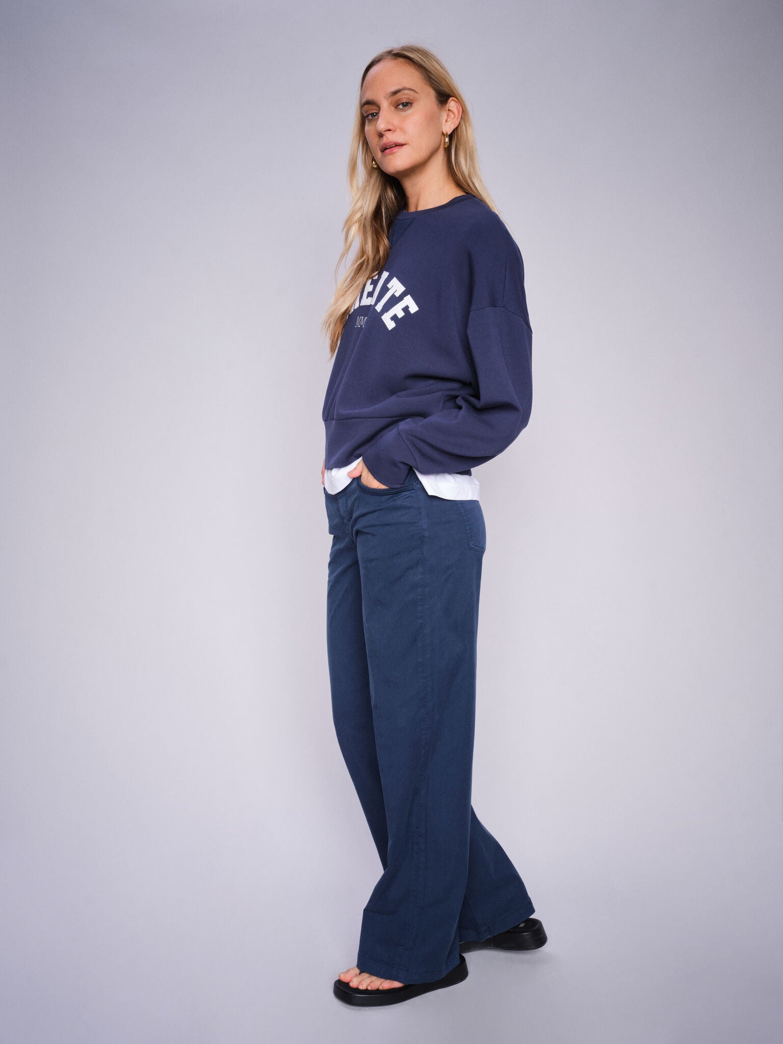 Modelshot / Spellbound / Detail